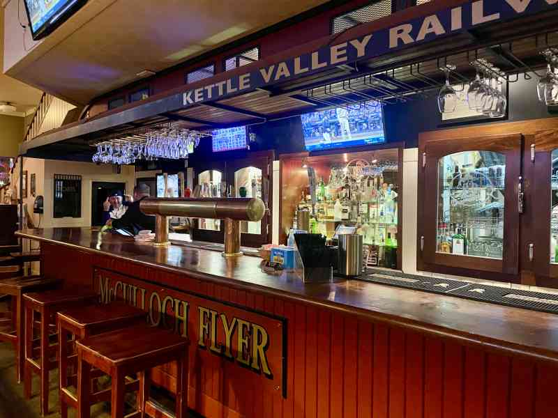 McCulloch Station Pub